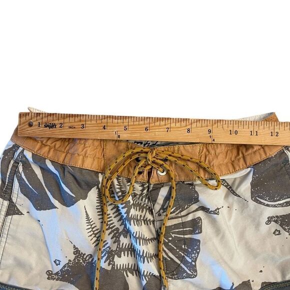 Billabong Womens Low Tides Boardshorts Summer White Gray Size 26 - Picture 5 of 9